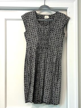 Mata Traders Black & White Geometric Midi Dress